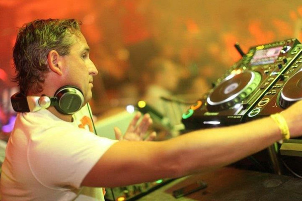 DJ F.R.A.N.K.