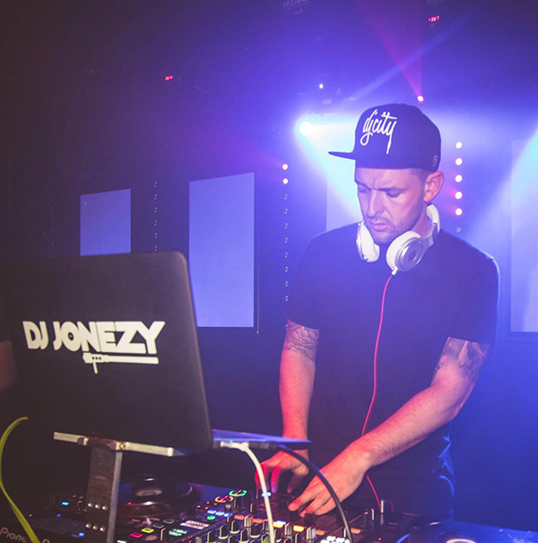 DJ Jonezy