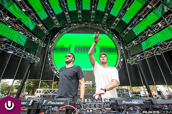 The Chainsmokers Live at Ultra Music Festival 2014